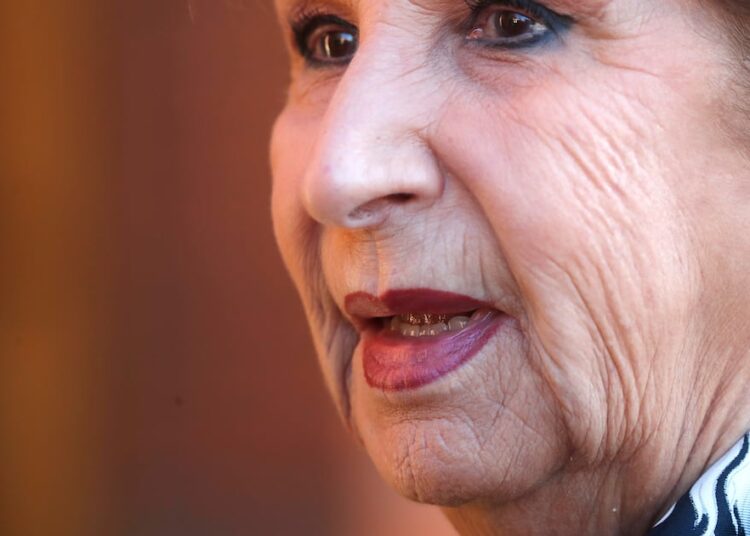 Marta Larraechea recibe el alta médica tras shock anafiláctico severo por picadura de abeja