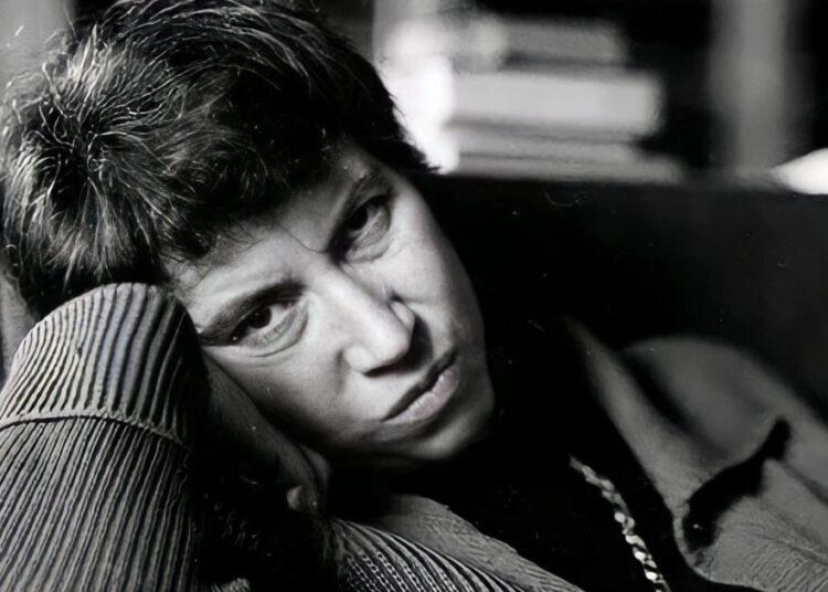 Reseña de libros: Montserrat Arre, Natalia Ginzburg y Julieta Correa