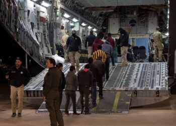 Venezuela recibe a otros 120 ciudadanos deportados desde Estados Unidos