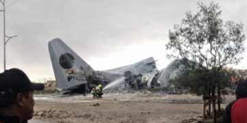 Bolivia decreta tres días de duelo nacional tras tragedia aérea en El Alto que deja al menos 22 muertos