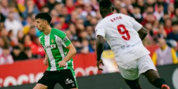 En vivo: el Betis de Pellegrini y el Sevilla de Suazo y Sánchez se enfrentan en un nuevo derbi