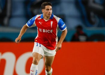 Con un golpe e insultos: el feroz enfado de Clemente Montes con Matías Palavecino en la derrota de la UC en Rancagua