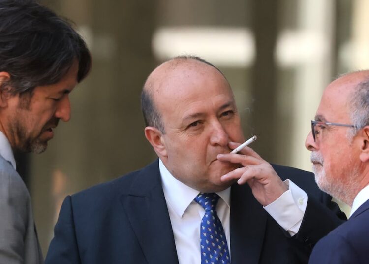 Querellantes cuestionan cargo que obtuvo Guerra en la U. San Sebastián al salir de la Fiscalía: “Fue por los favores concedidos”