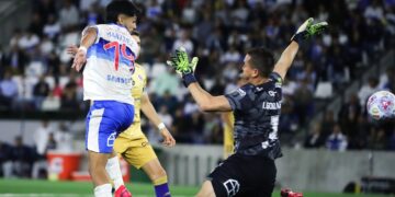 La reactiva Católica de Garnero evita el descalabro ante Everton y logra su primer empate en el Claro Arena