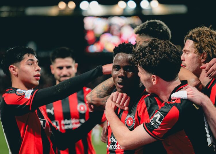 En vivo: el Midtjylland de Darío Osorio quiere asegurar su paso a los cuartos de la Europa League