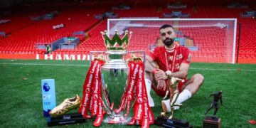 Terremoto en la Premier League: Mohamed Salah anuncia su salida del Liverpool