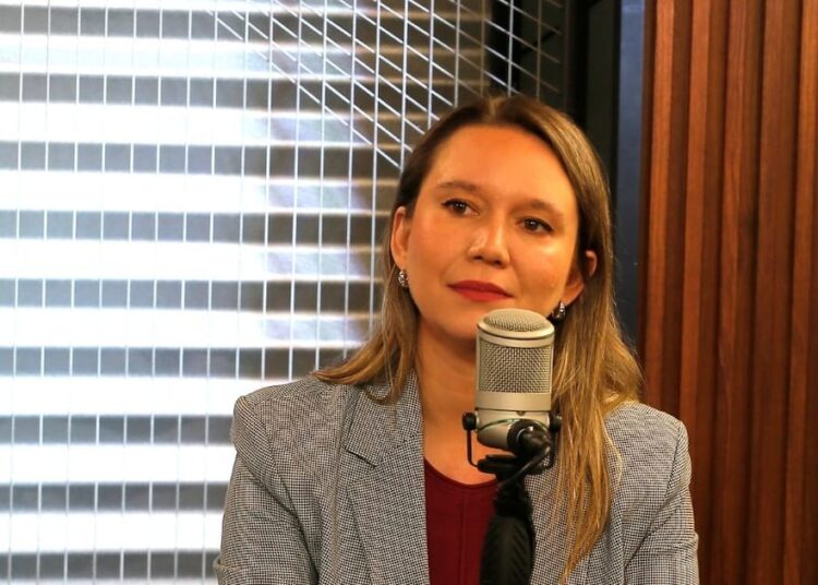 “A mí me da vergüenza”: Alcaldesa de Las Condes cuestiona a jefes comunales de oposición que entregaron carta en La Moneda