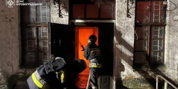 Al menos diez heridos por ataques con drones rusos contra infraestructura civil en la ciudad ucraniana de Odesa