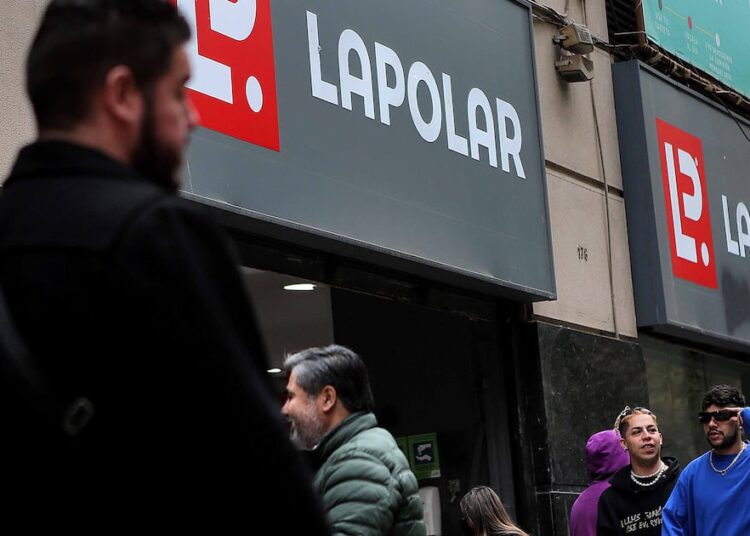 AFP Provida gana disputa a ex ejecutivos de La Polar a 15 años del fraude