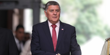 Alvarado desmiente a Boric y dice que Kast “no fue informado ni tuvo conocimiento alguno sobre el cable chino”