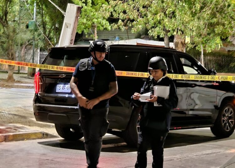 Dos sujetos mueren tras ser baleados en población La Legua, en la comuna de San Joaquín