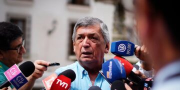 En acto de memoria a Gladys Marín: Carmona aborda posición del PC como oposición a Kast y situación de Jara y Jadue