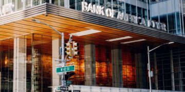 Francia detiene a dos nuevos sospechosos por atentado frustrado contra Bank of America en París