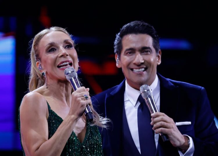 Rafael Araneda volverá a animar el Festival de Viña 2027 junto a Karen Doggenweiler