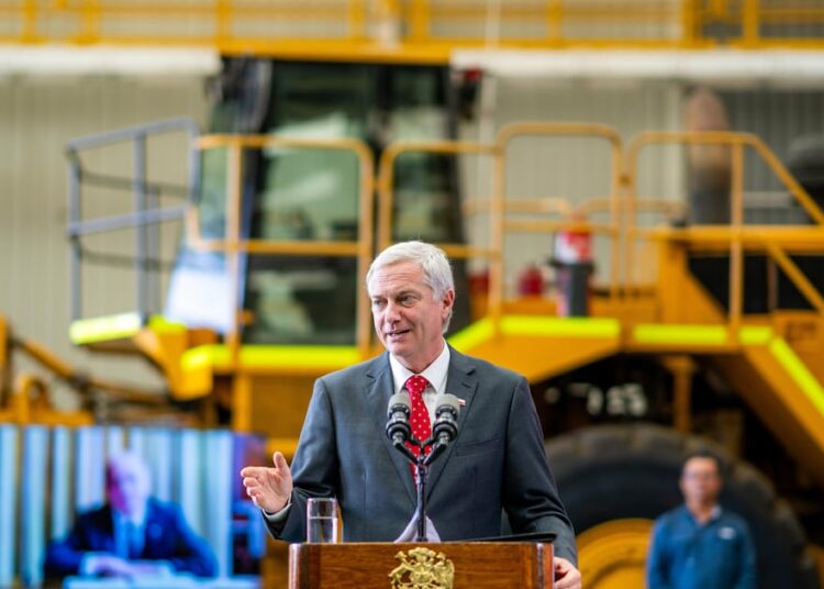 Reintegración del sistema tributario que propone Kast implica una menor recaudación fiscal de US$700 a US$800 millones