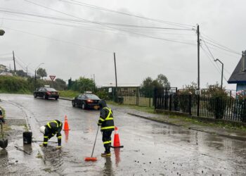 Sistema frontal deja anegamientos, cortes de ruta y remociones en masa en la Región de Los Lagos